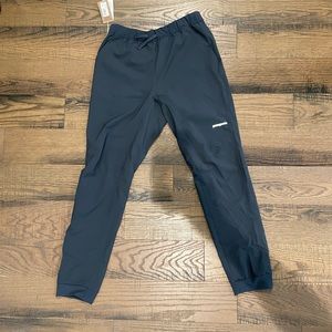 NWT Patagonia terrebonne jogger. Smolder blue. Small.